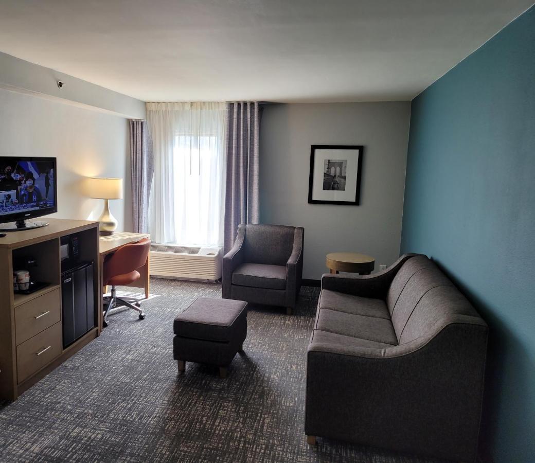 Comfort Inn & Suites Alexandria West Exteriér fotografie