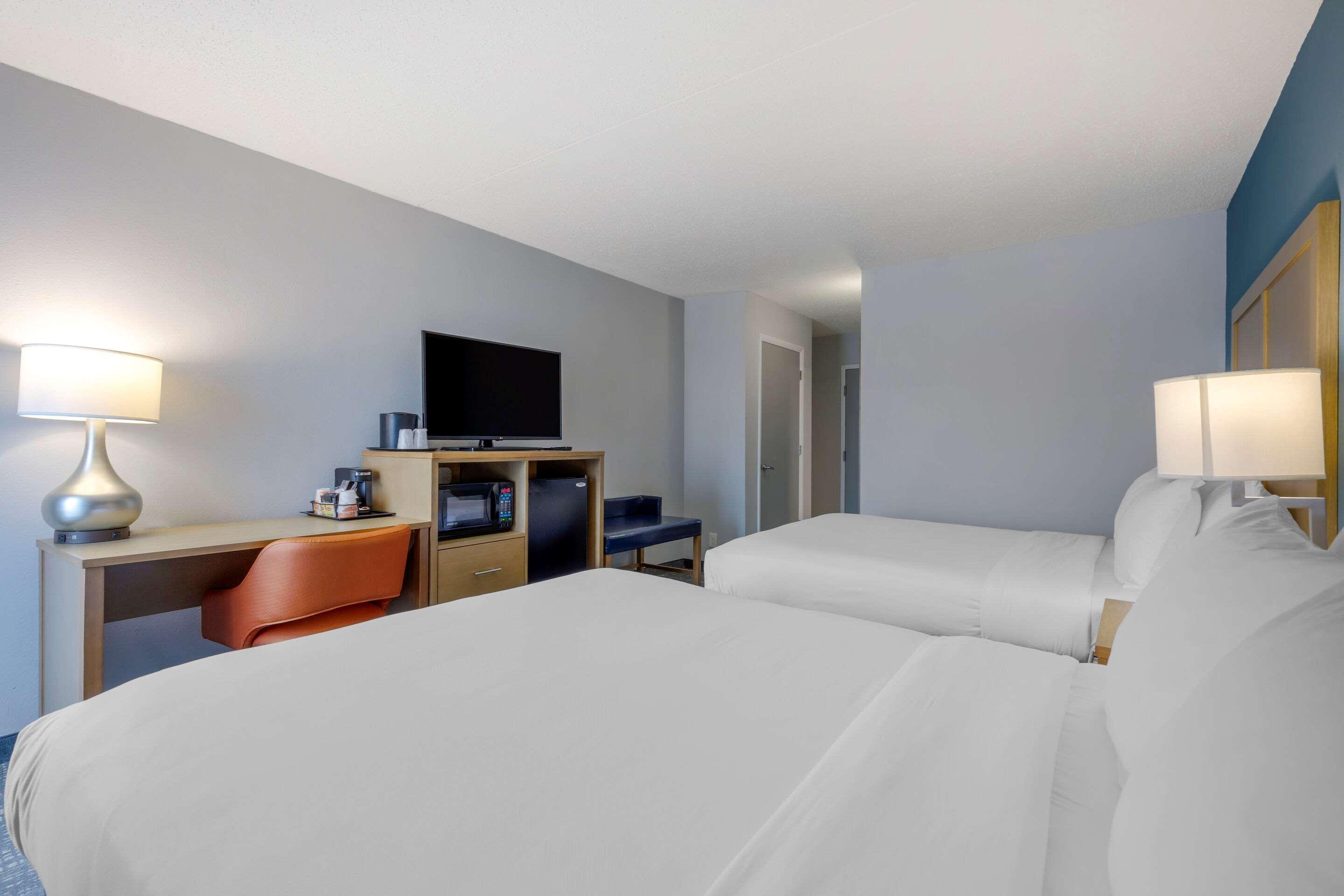 Comfort Inn & Suites Alexandria West Exteriér fotografie