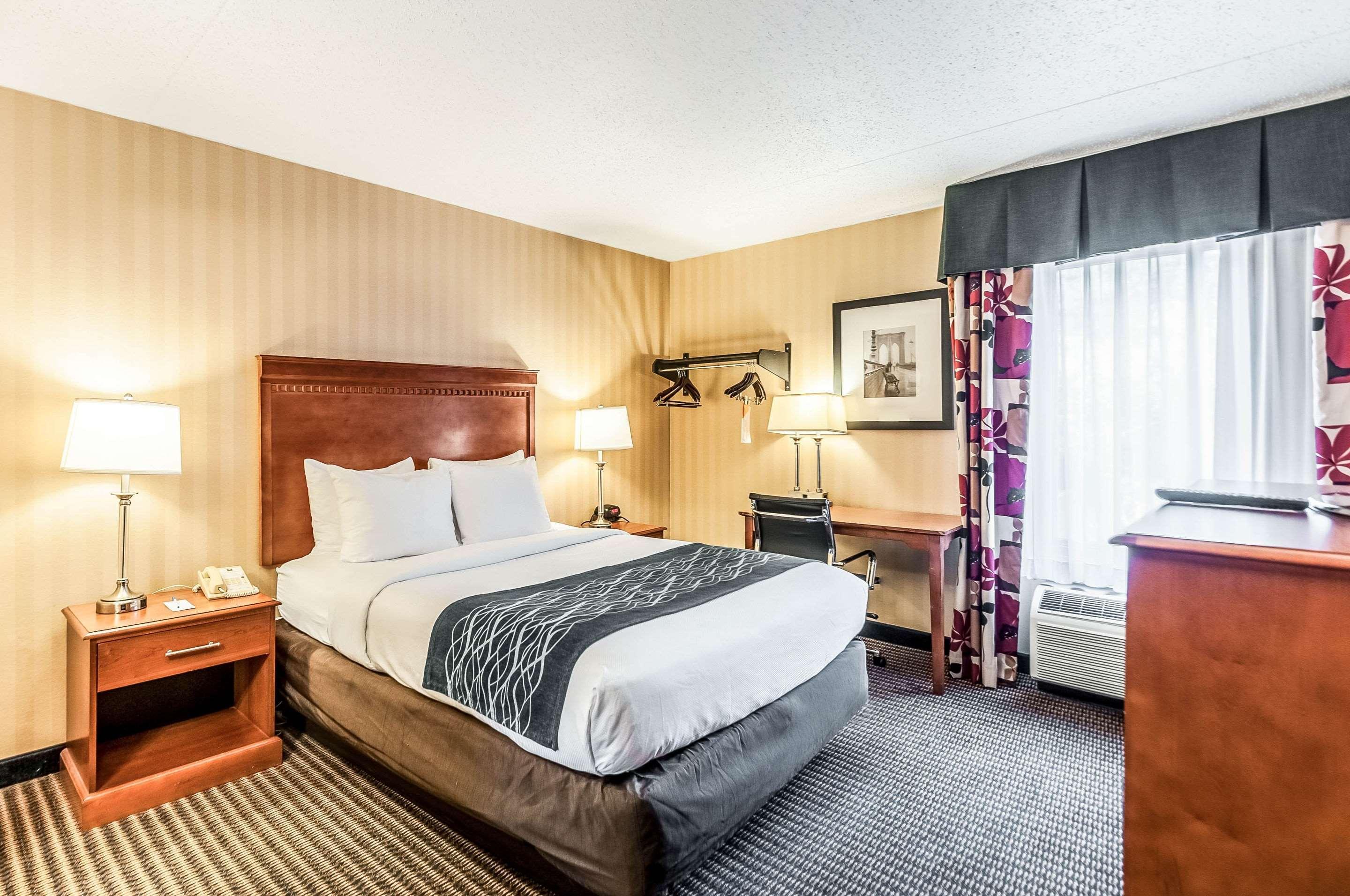 Comfort Inn & Suites Alexandria West Exteriér fotografie