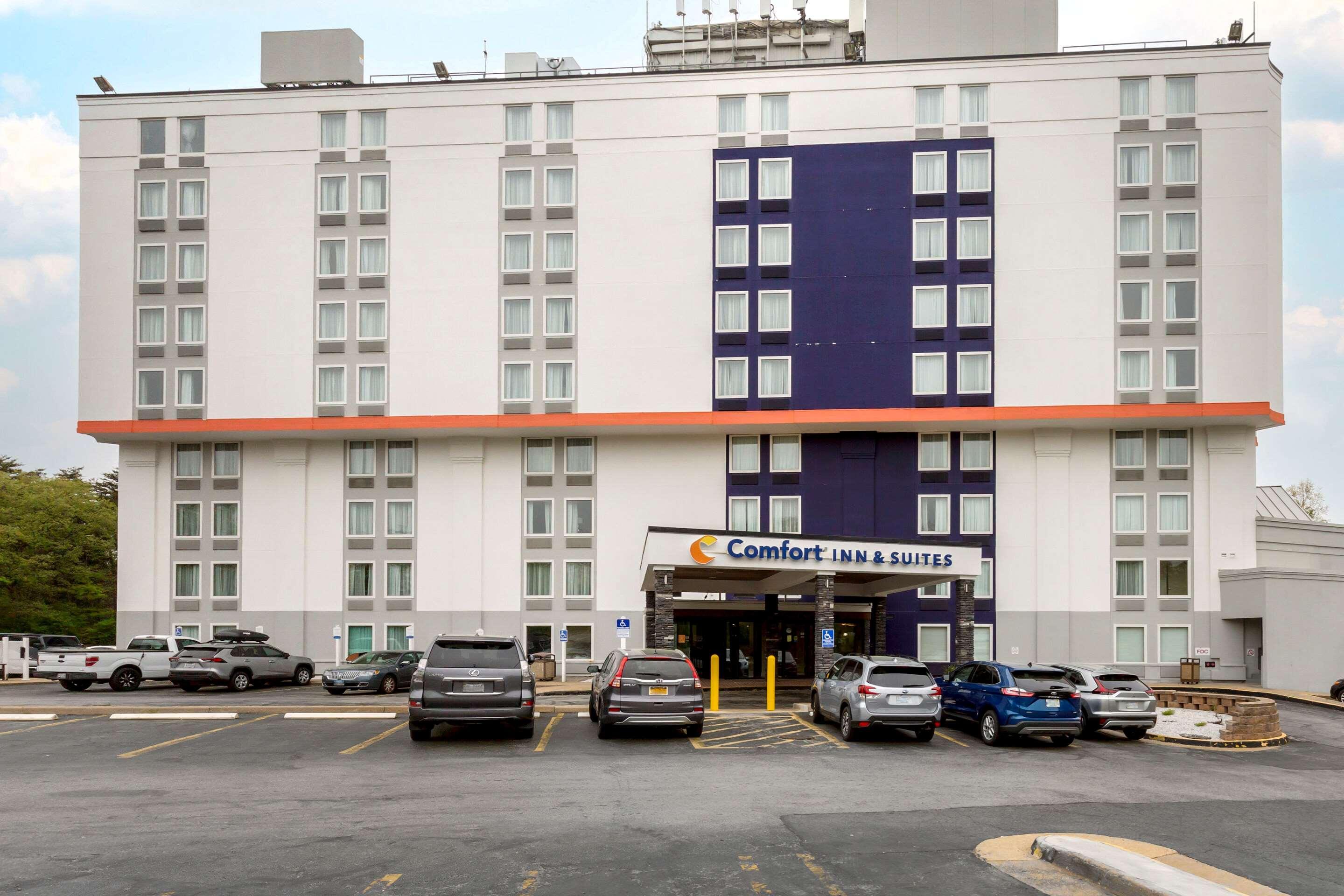 Comfort Inn & Suites Alexandria West Exteriér fotografie